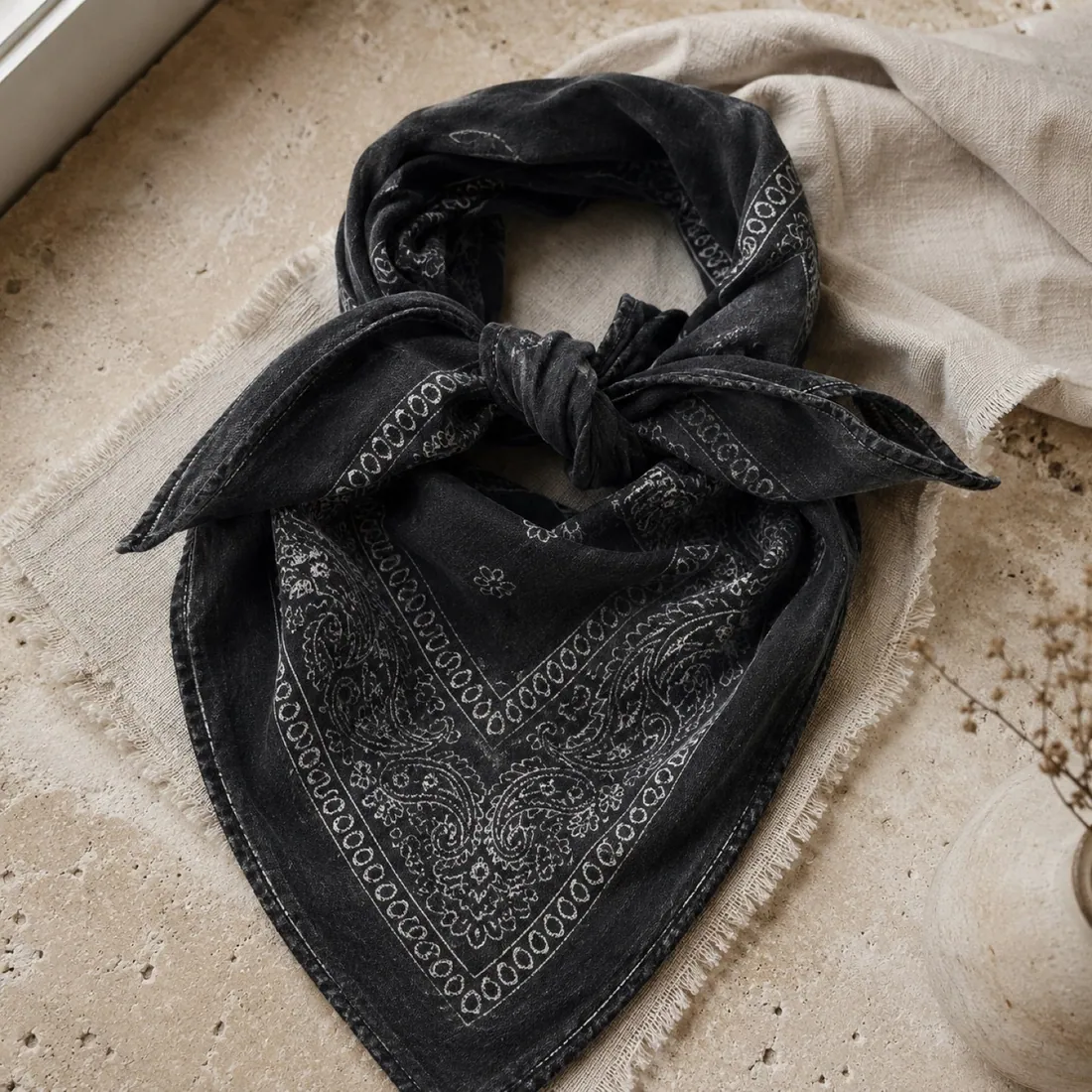 Vesper square headscarf in washed black