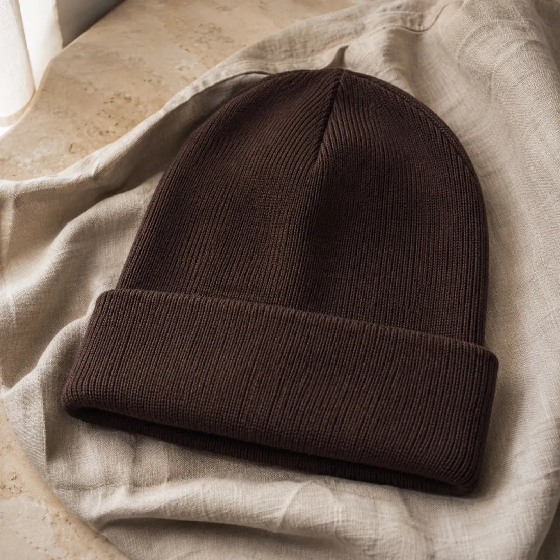 Arden folded cuff cap in fig brown