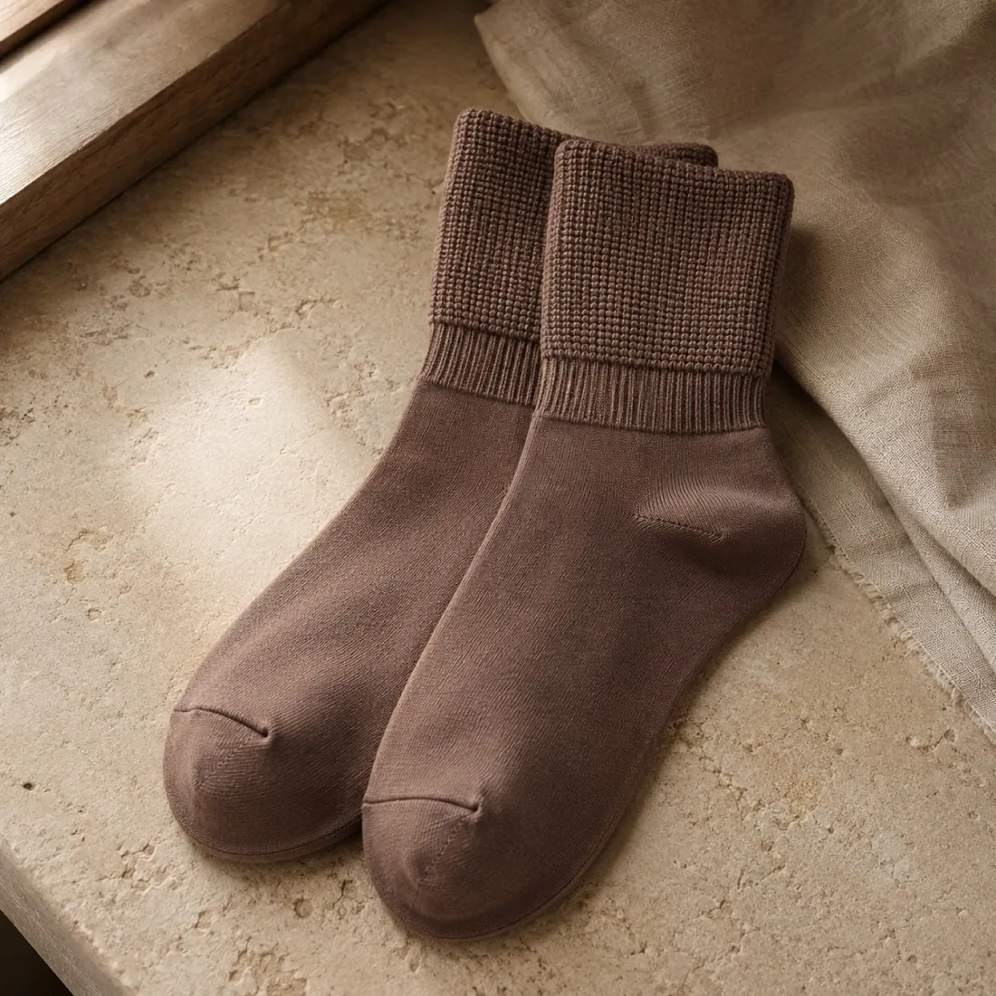 Elba rib ankle sock in fig brown